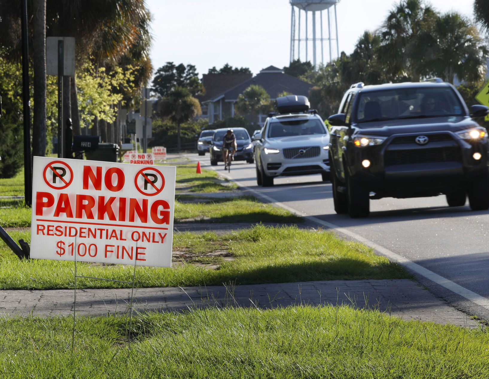no parking.jpg (copy)
